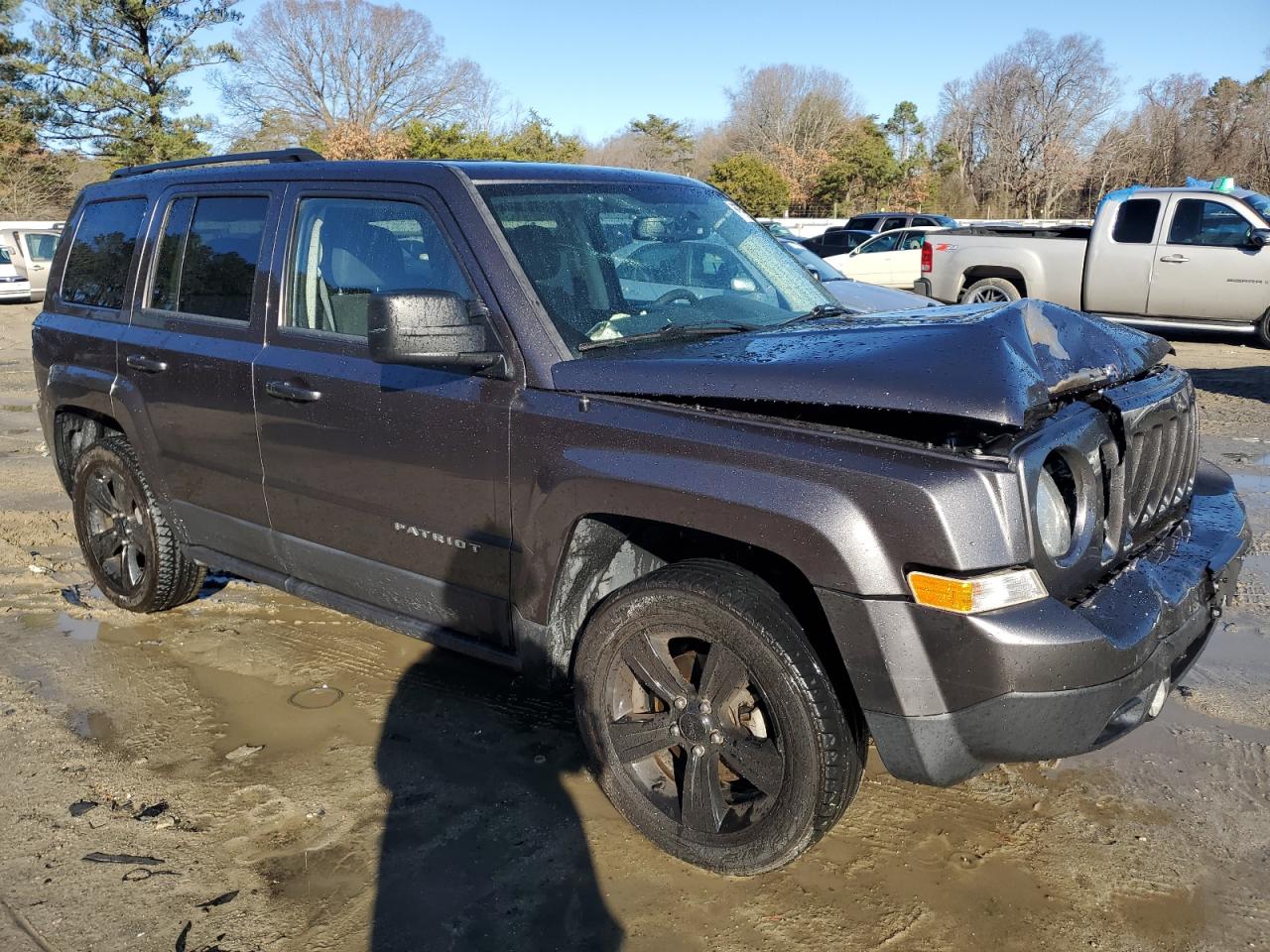 2017 Jeep Liberty (Patriot) VIN 1C4NJRBB0HD179277 Copart auction photo, front end / minor dent/scratches damage thumbnail 4