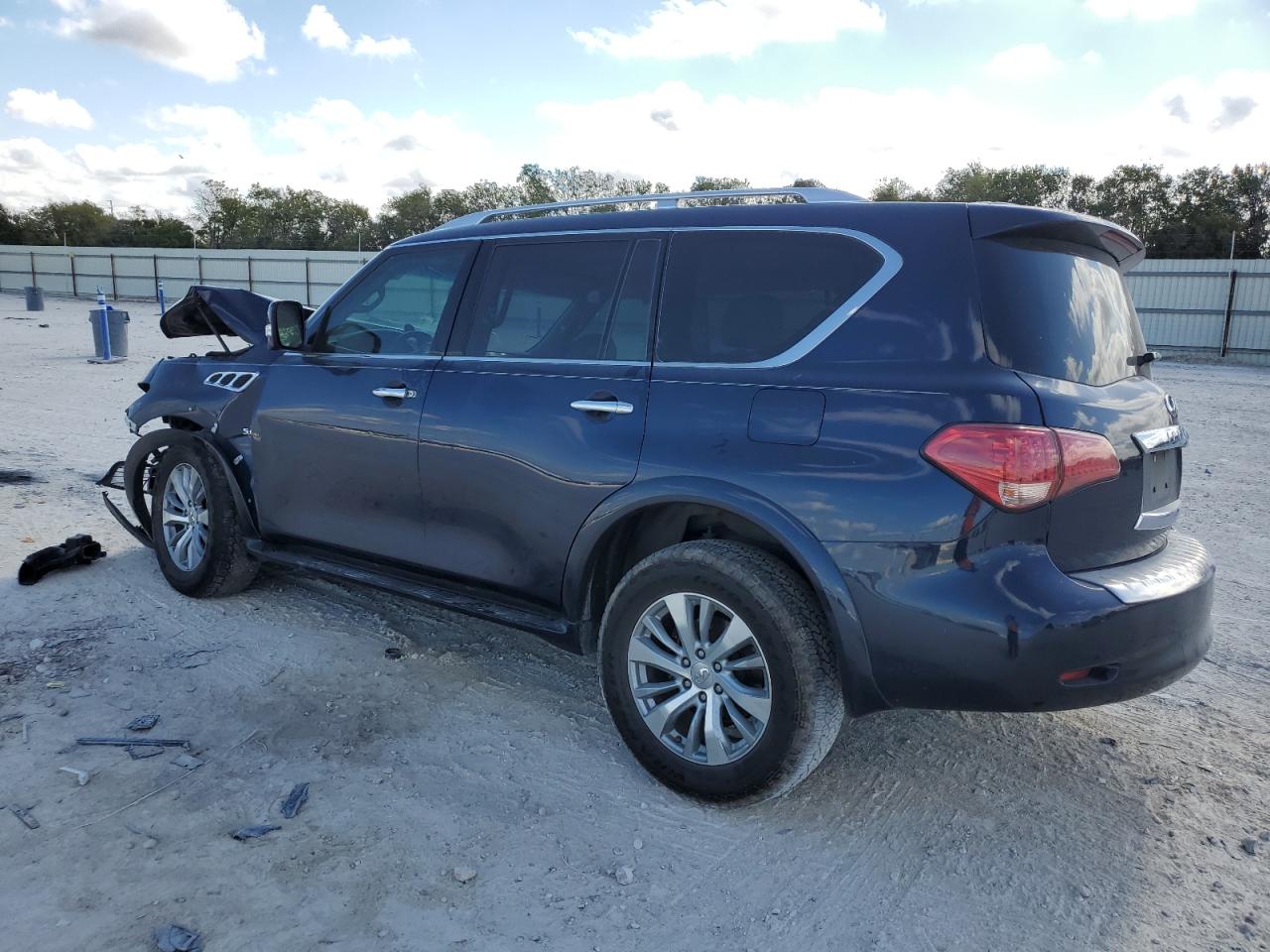 2017 Infiniti QX80 VIN JN8AZ2NF0H9642913 Copart auction photo, front end / side damage thumbnail 2