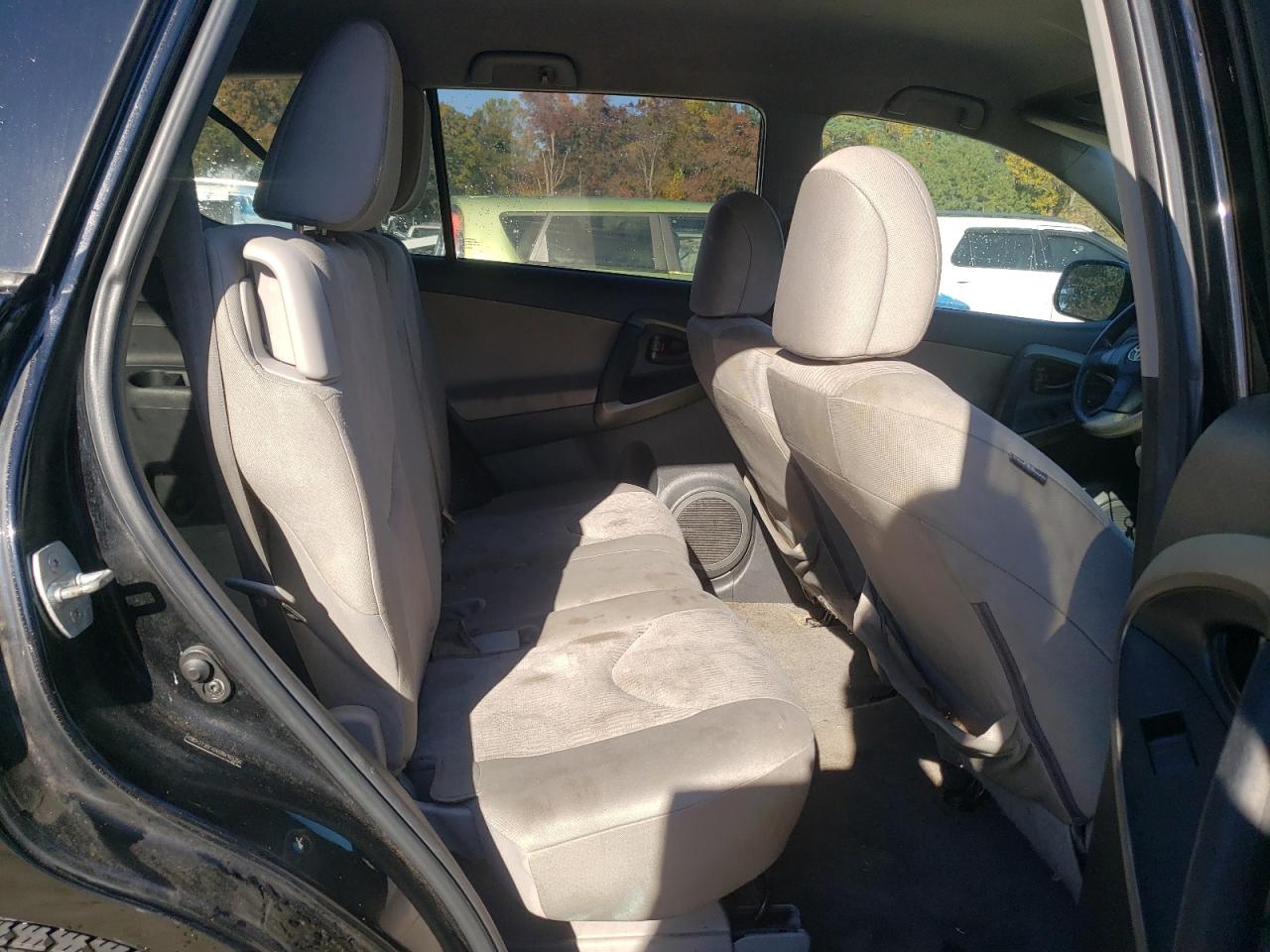 2011 Toyota RAV 4 VIN 2T3BF4DV2BW165356 Copart auction photo, all over / minor dent/scratches damage thumbnail 11