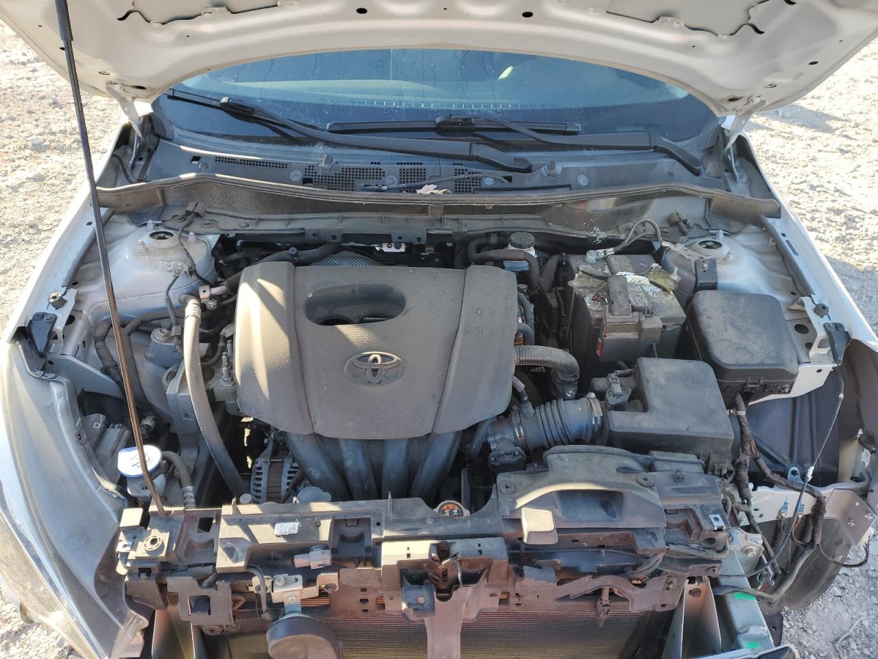 2020 Toyota Yaris VIN 3MYDLBJV9LY700206 Copart auction photo, rear end / front end damage thumbnail 11
