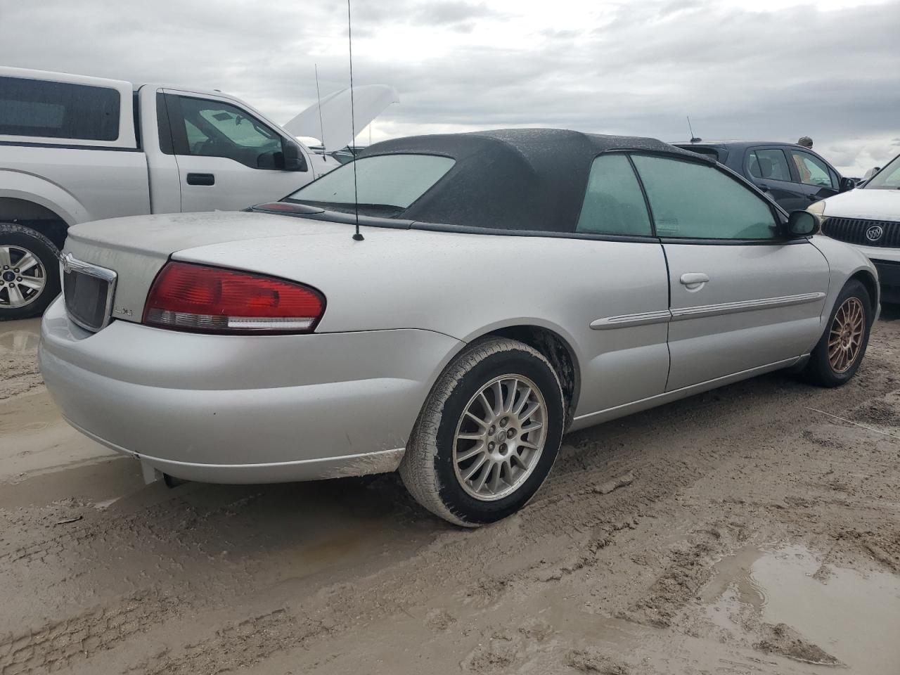 2004 Chrysler Sebring VIN 1C3EL55R14N117746 Copart auction photo, water/flood damage thumbnail 3