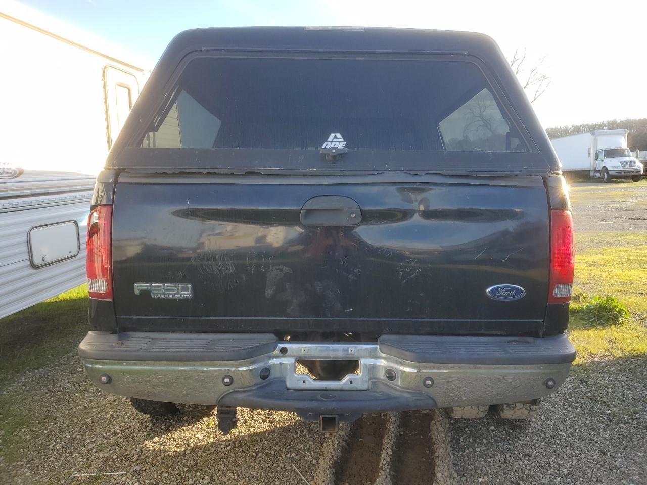 2003 Ford F350 VIN 1FTWW33P63EB35350 Copart auction photo, rear end / side damage thumbnail 6