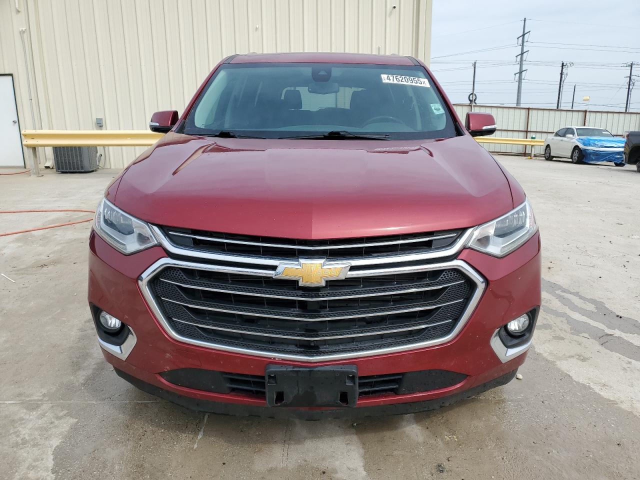 2019 Chevrolet Traverse VIN 1GNERKKW0KJ105361 Copart auction photo, rear end / minor dent/scratches damage thumbnail 5