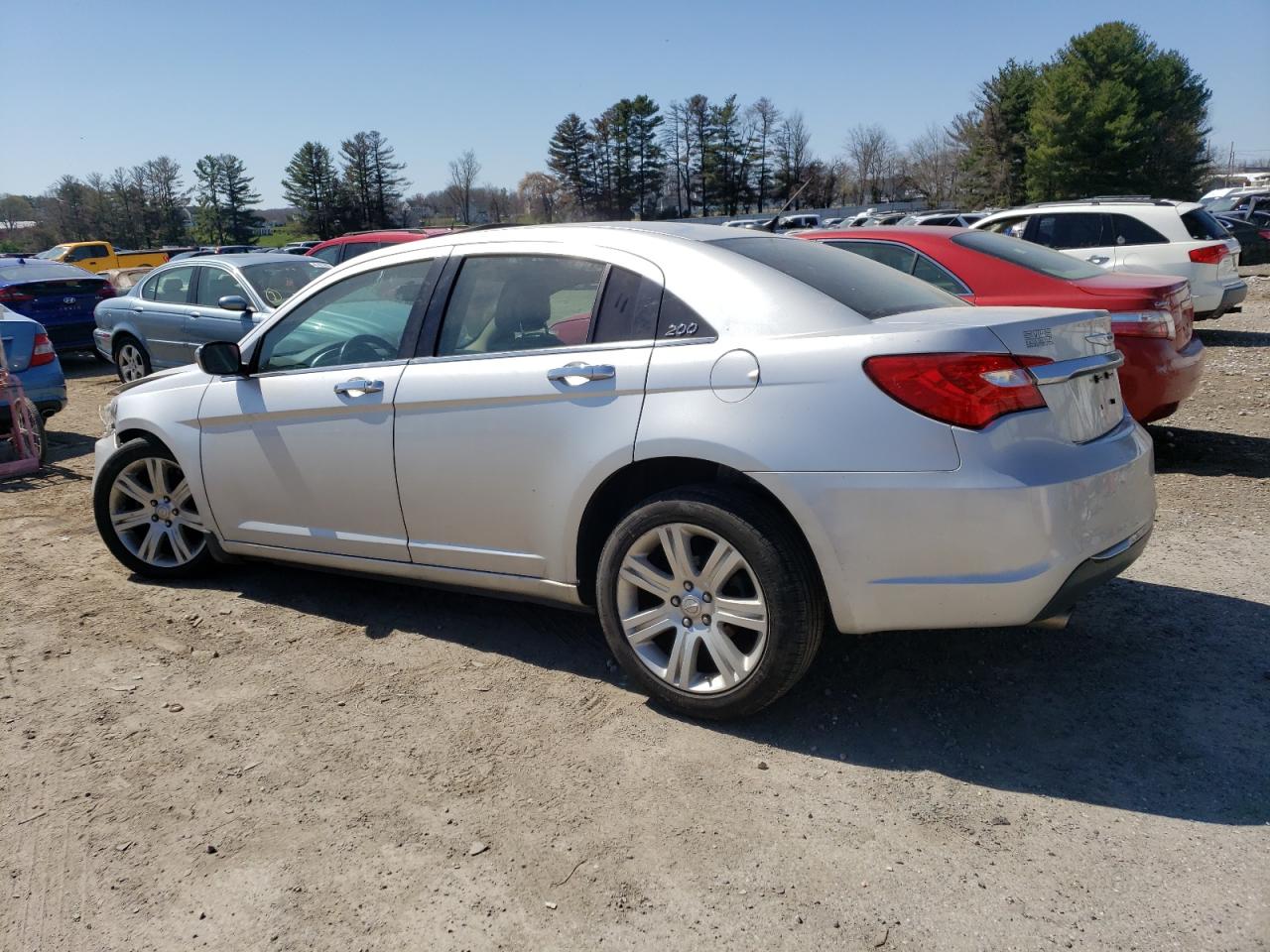 2011 Chrysler 200 VIN 1C3BC2FG7BN582298 Copart auction photo, front end / minor dent/scratches damage thumbnail 2