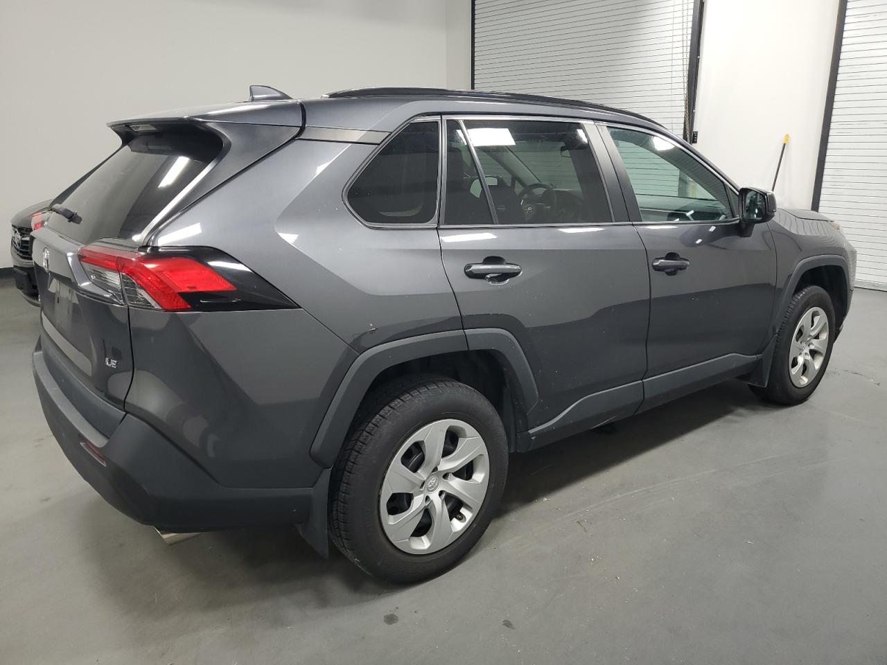 2020 Toyota RAV 4 VIN 2T3H1RFVXLW103644 Copart auction photo, mechanical / minor dent/scratches damage thumbnail 3