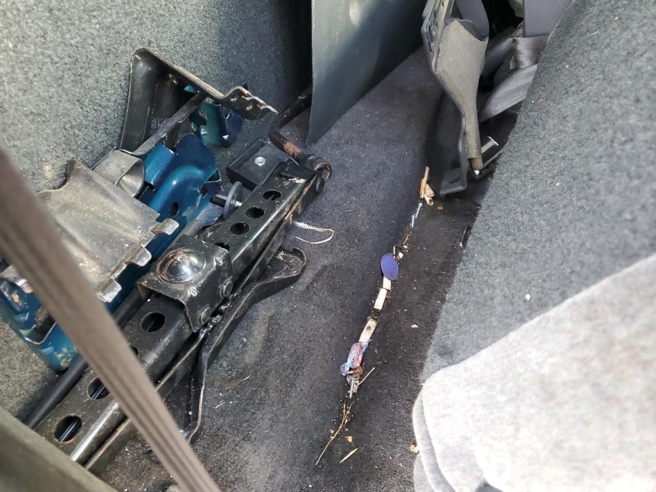 2002 Chevrolet S-10 Pickup VIN 1GCCS145128126679 Copart auction photo, all over damage thumbnail 10
