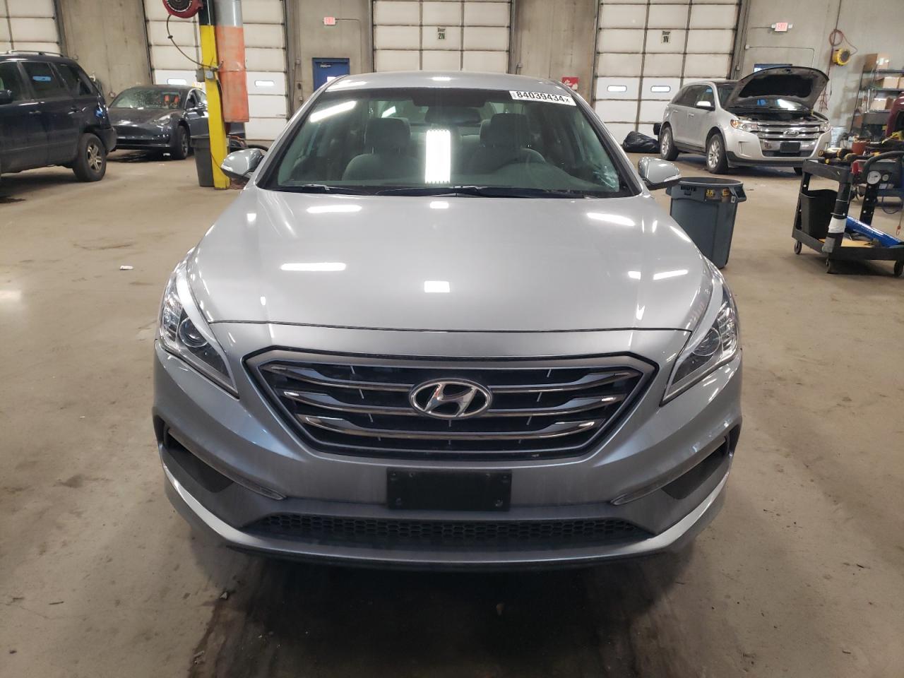 2017 Hyundai Sonata VIN 5NPE34AF6HH570834 Copart auction photo, vandalism damage thumbnail 5