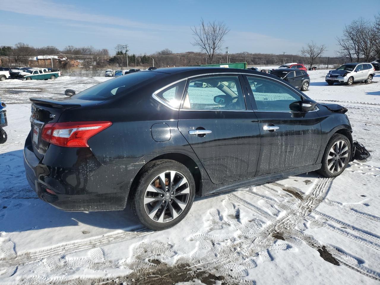 2019 Nissan Sentra VIN 3N1AB7AP4KY384332 Copart auction photo, front end / minor dent/scratches damage thumbnail 3