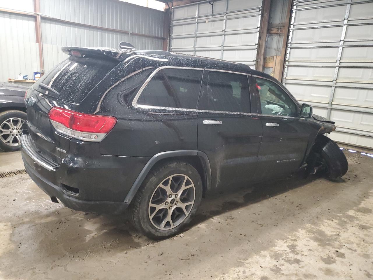 2019 Jeep Grand Cherokee VIN 1C4RJFBT1KC631484 Copart auction photo, front end damage thumbnail 3