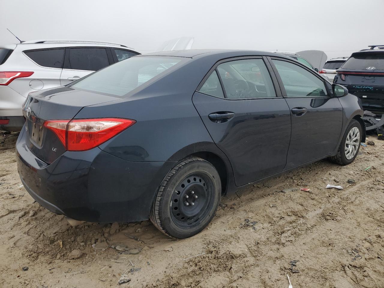 2019 Toyota Corolla VIN 2T1BURHE9KC237354 Copart auction photo, front end / side damage thumbnail 3