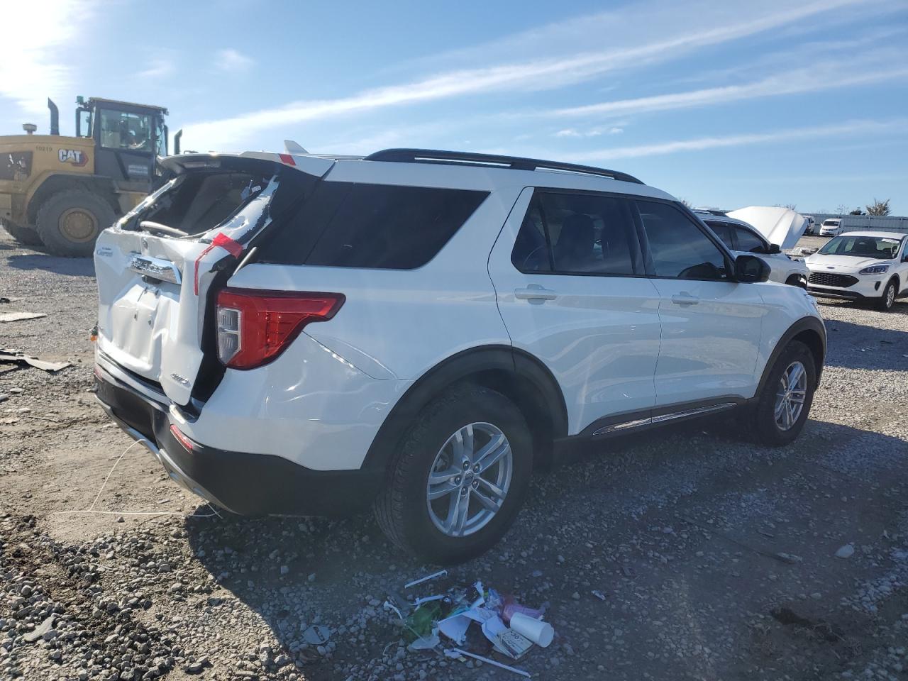 2022 Ford Explorer VIN 1FMSK8DH4NGA93374 Copart auction photo, rear end / minor dent/scratches damage thumbnail 3