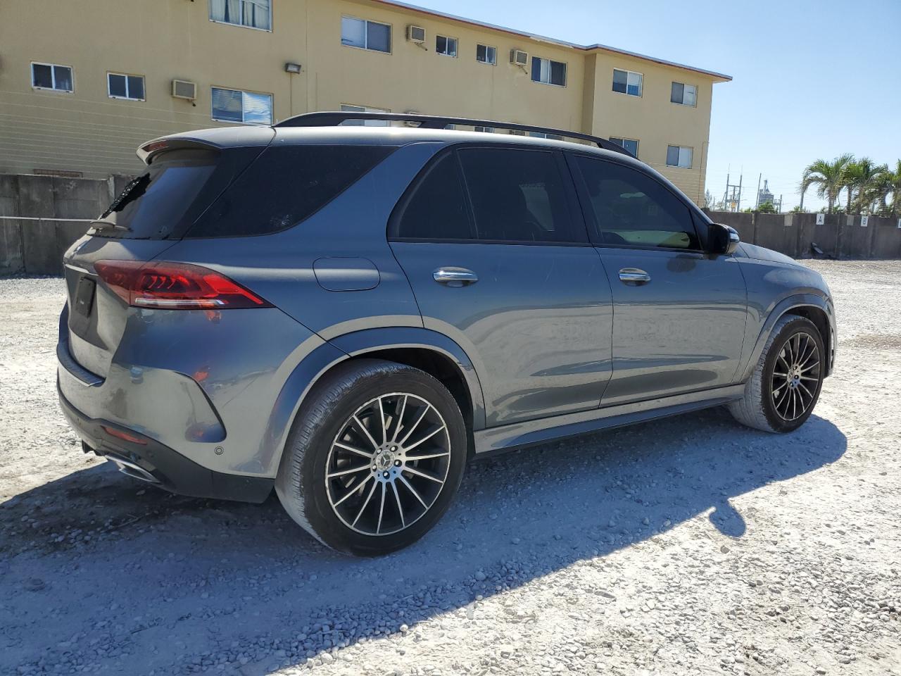 2020 Mercedes-Benz GLE VIN 4JGFB4JE7LA111225 Copart auction photo, vandalism damage thumbnail 3