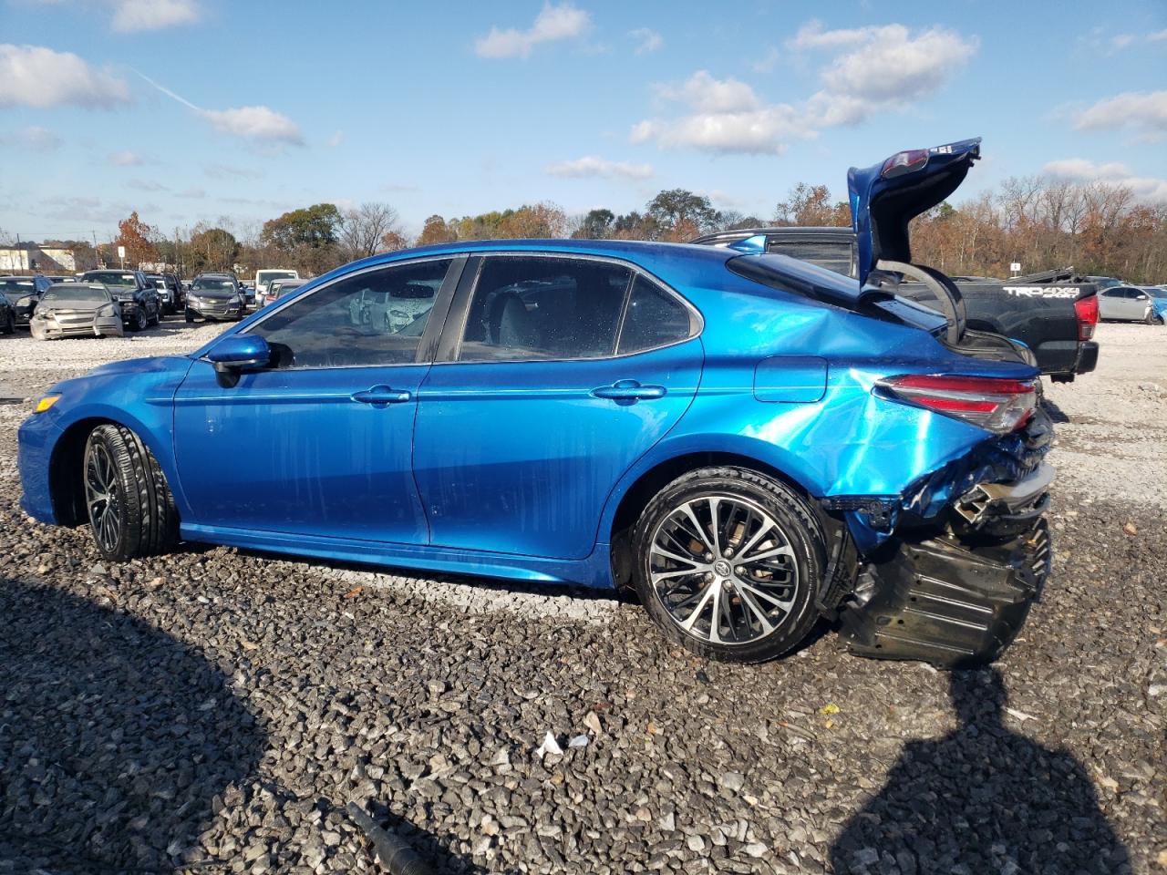 2019 Toyota Camry VIN 4T1B11HK4KU223568 Copart auction photo, rear end damage thumbnail 2