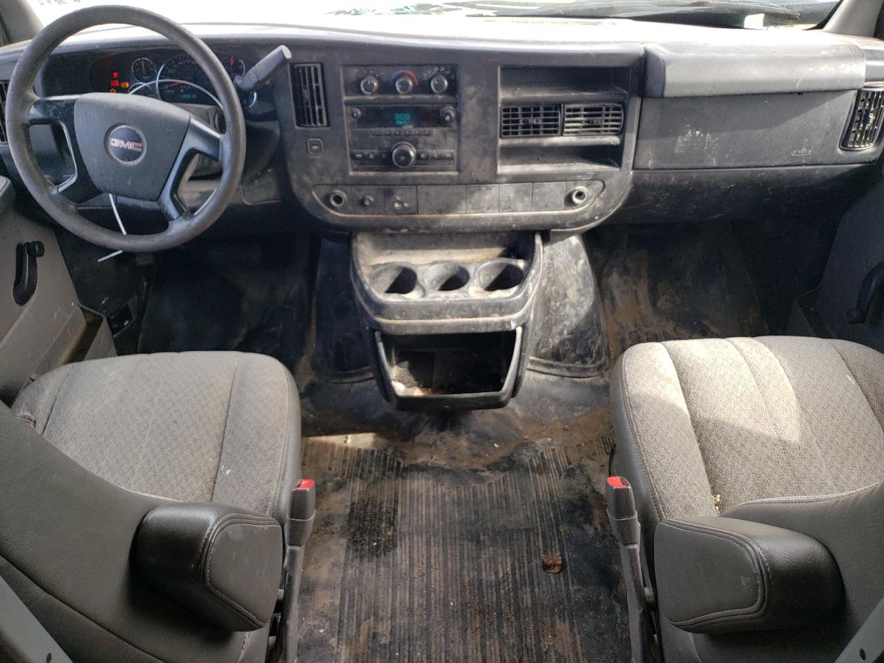 2012 GMC Savana VIN 1GTW7FCA2C1184787 Copart auction photo, front end / side damage thumbnail 8