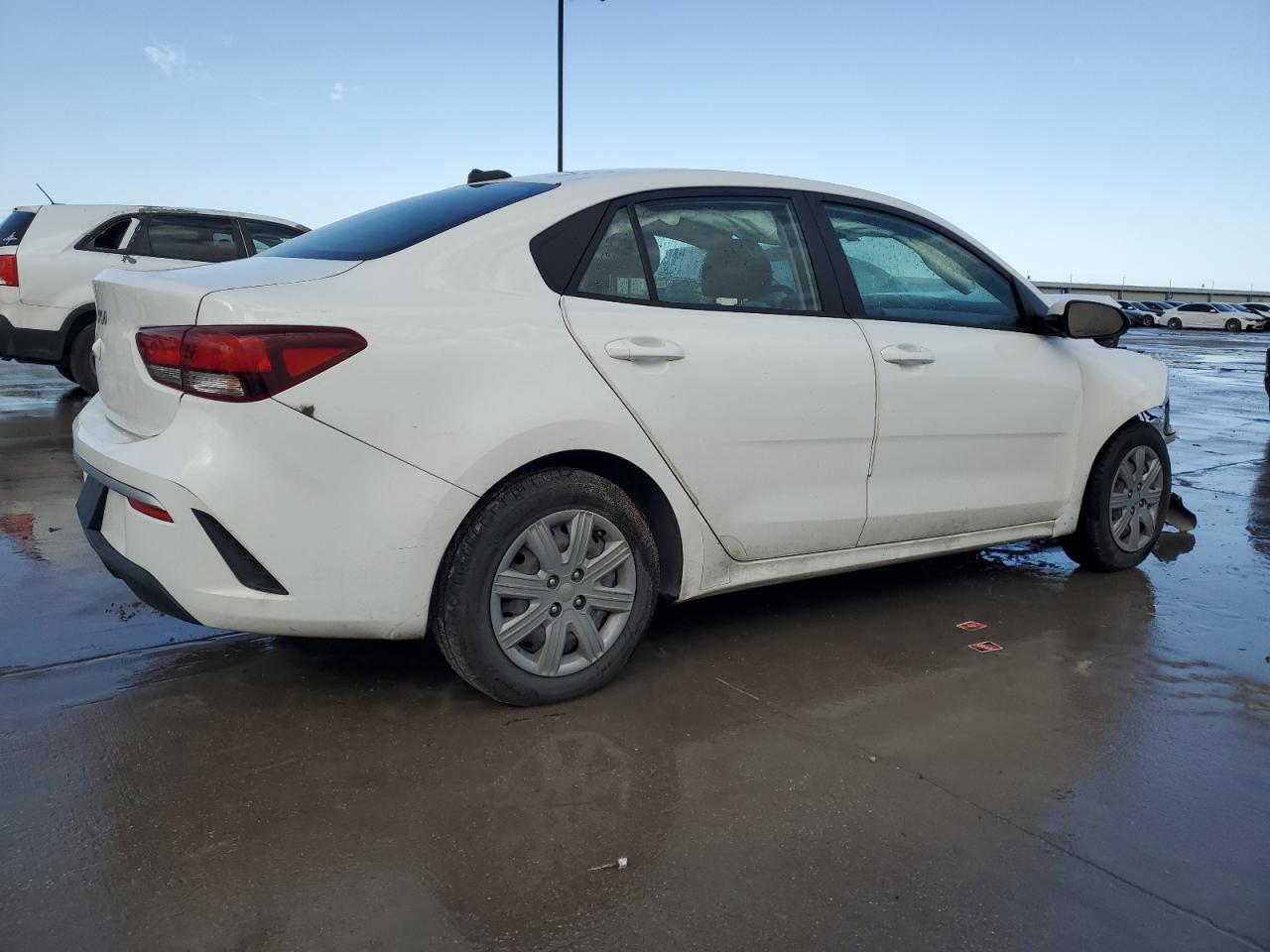 2022 KIA Rio VIN 3KPA24AD5NE503710 Copart auction photo, front end / hail damage thumbnail 3