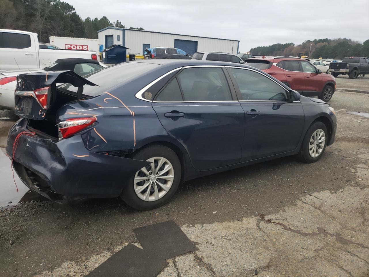 2015 Toyota Camry VIN 4T4BF1FK4FR466216 Copart auction photo, rear end damage thumbnail 3