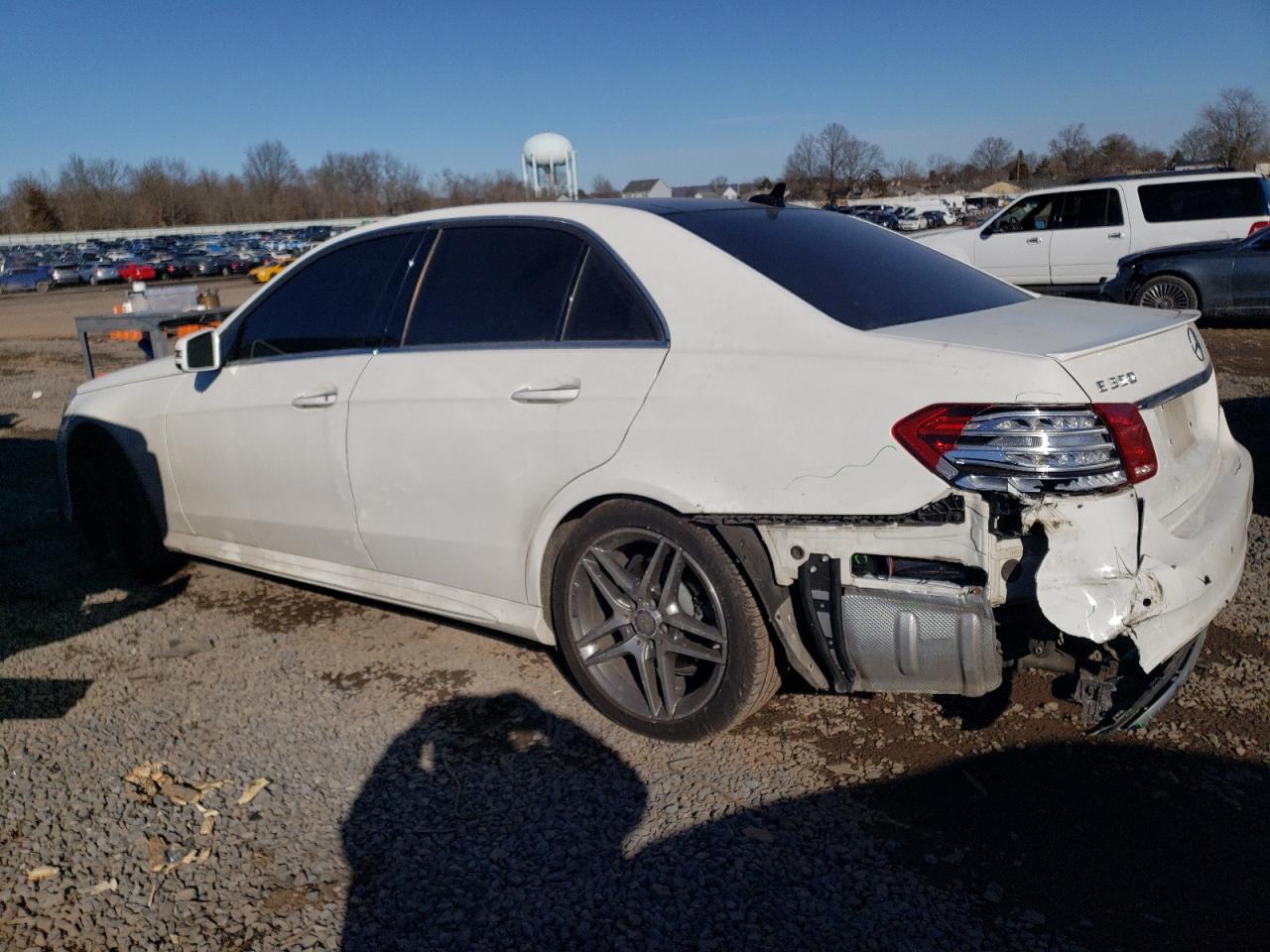 2014 Mercedes-Benz E-klasse VIN WDDHF8JB0EA824460 Copart auction photo, rear end damage thumbnail 2