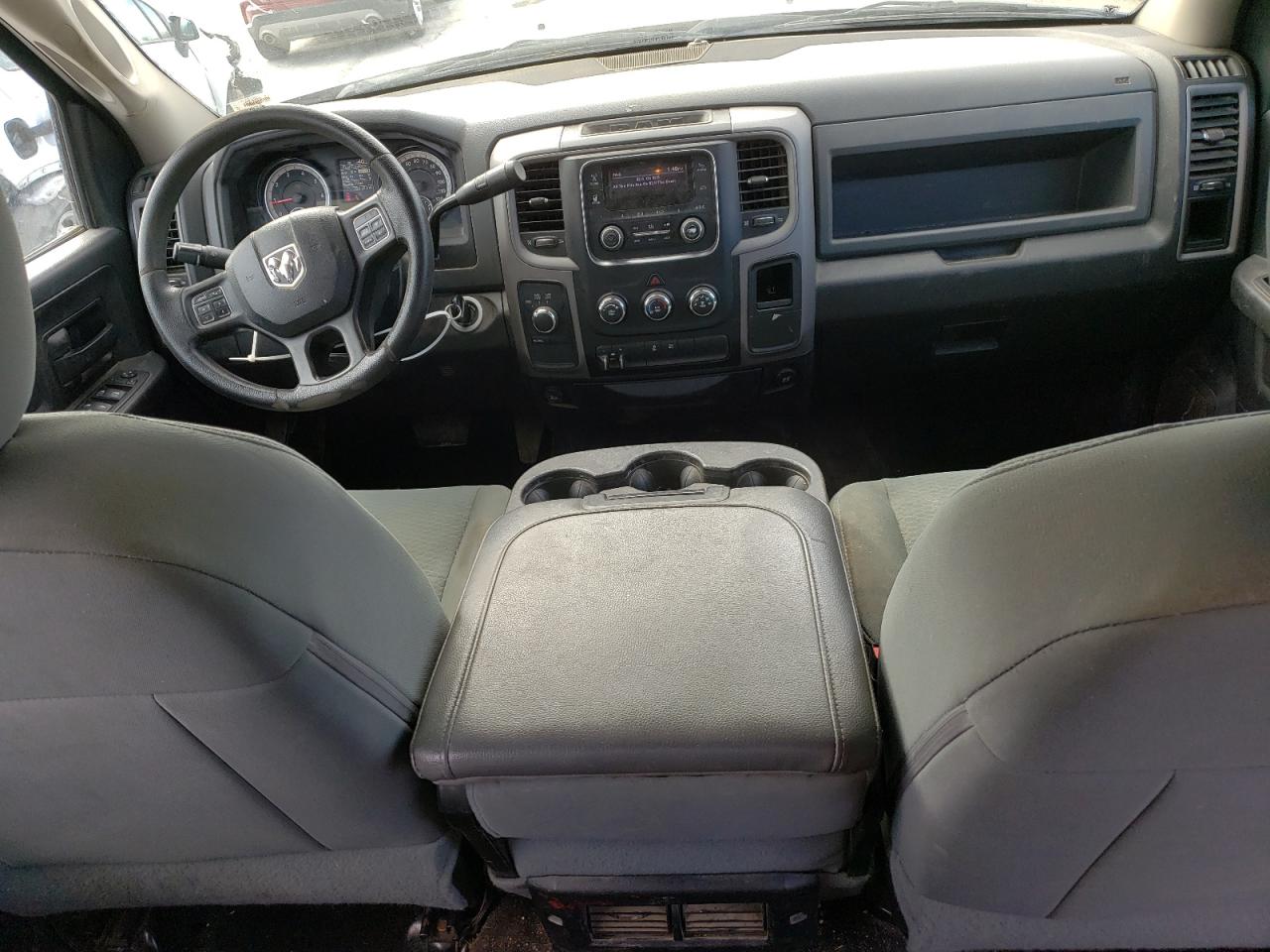 2016 RAM 2500 VIN 3C6UR5CJ3GG295021 Copart auction photo, side / front end damage thumbnail 8