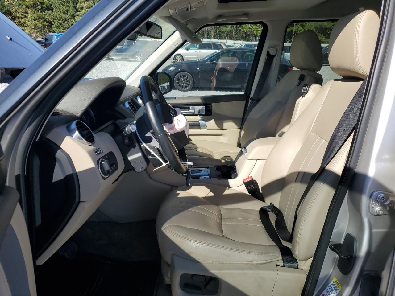 2016 Land Rover LR4 VIN SALAG2V61GA836745 Copart auction photo, front end / mechanical damage thumbnail 7