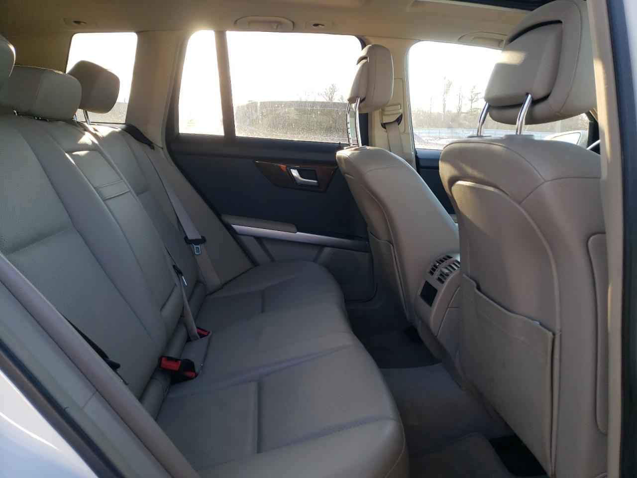 2012 Mercedes-Benz GLK-klasse VIN WDCGG8HB5CF881093 Copart auction photo, front end / side damage thumbnail 11