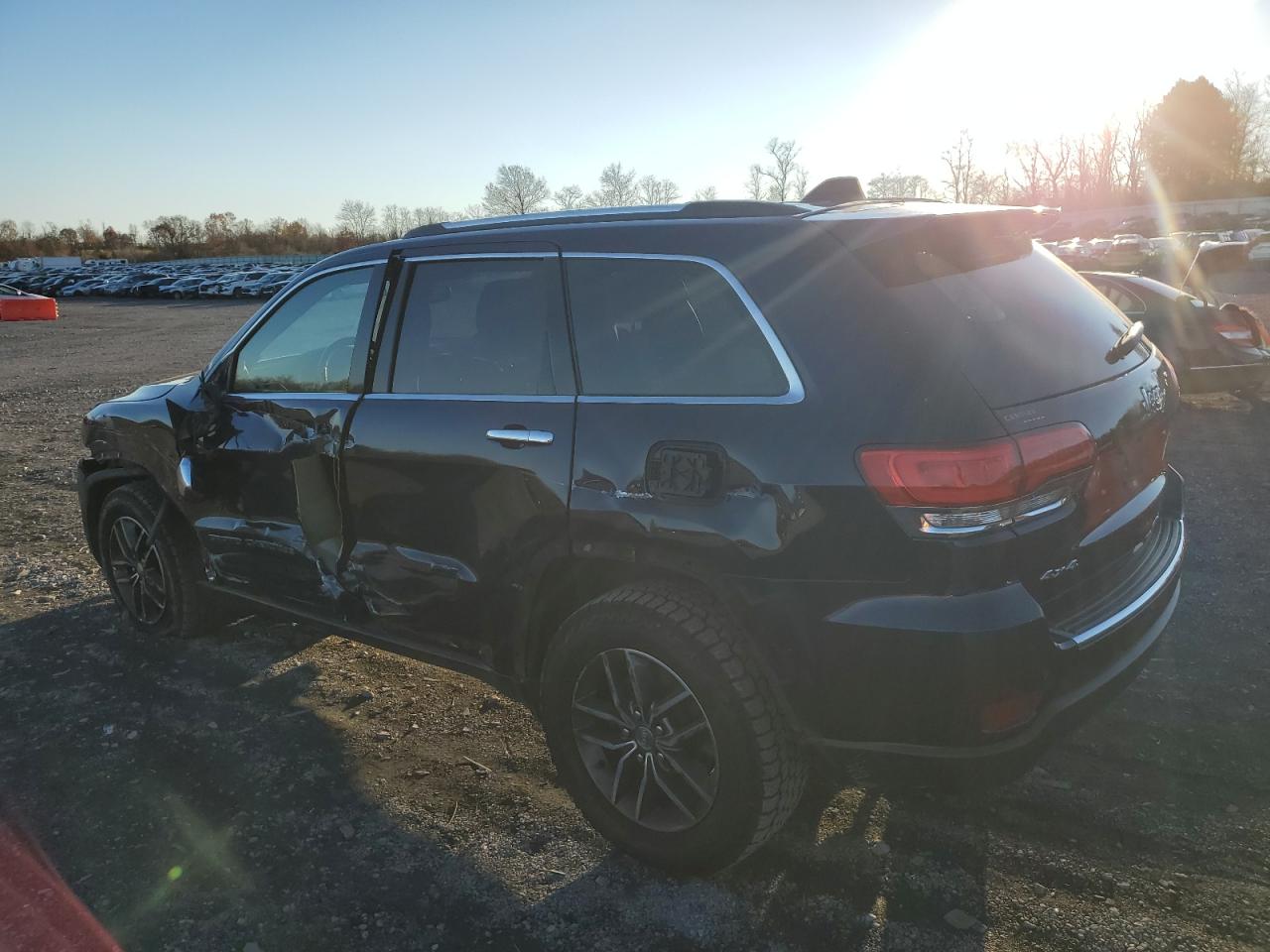 2017 Jeep Grand Cherokee VIN 1C4RJFBG1HC602711 Copart auction photo, front end / side damage thumbnail 2