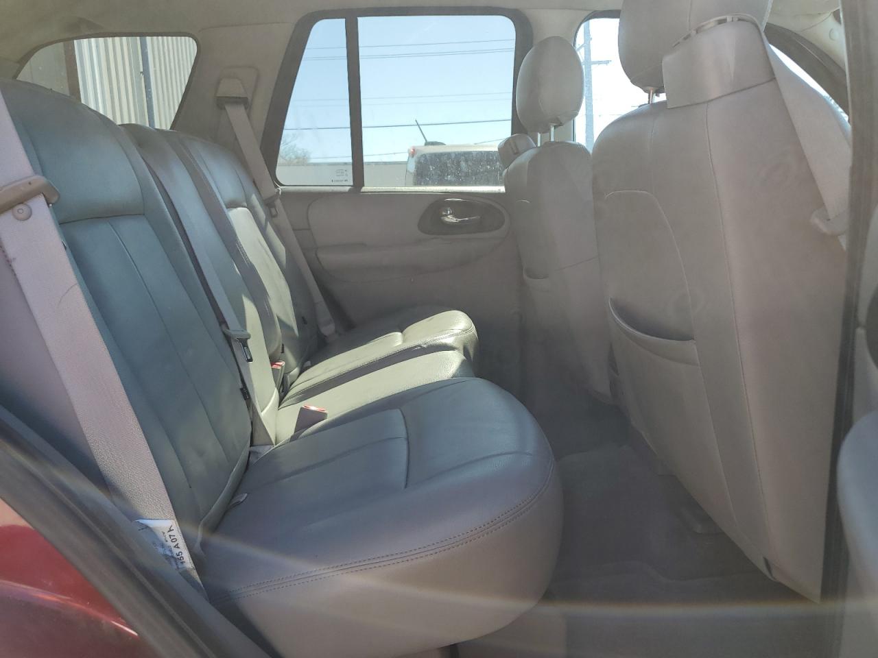 2007 Chevrolet TrailBlazer VIN 1GNDS13S972300754 Copart auction photo, side / front end damage thumbnail 11