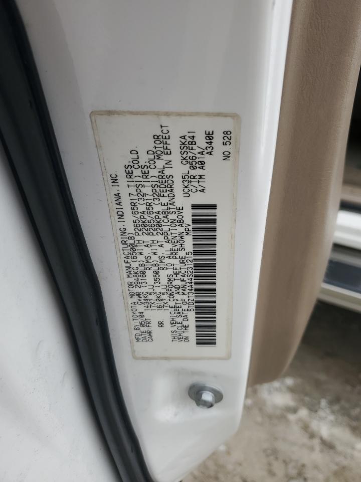 2004 Toyota Sequoia VIN 5TDZT34A44S231215 Copart auction photo, rear end / minor dent/scratches damage thumbnail 13