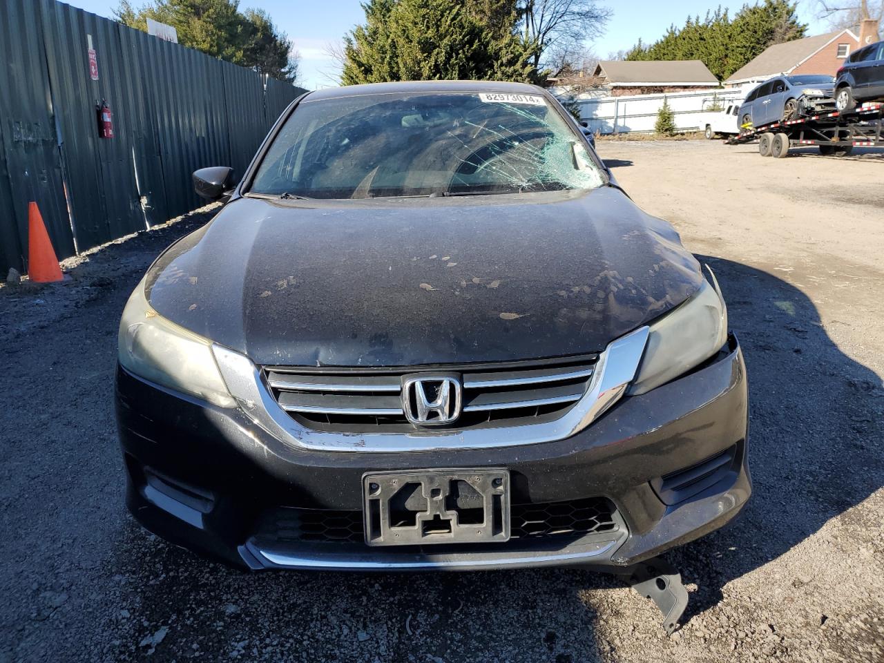 2015 Honda Accord VIN 1HGCR2F30FA250990 Copart auction photo, side / front end damage thumbnail 5