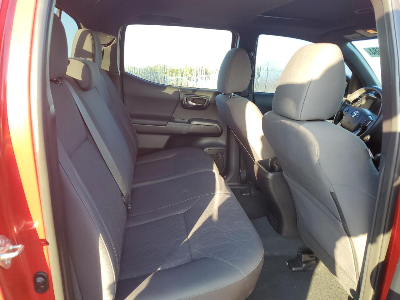 2016 Toyota Tacoma VIN 3TMCZ5AN5GM004918 Copart auction photo, all over damage thumbnail 10