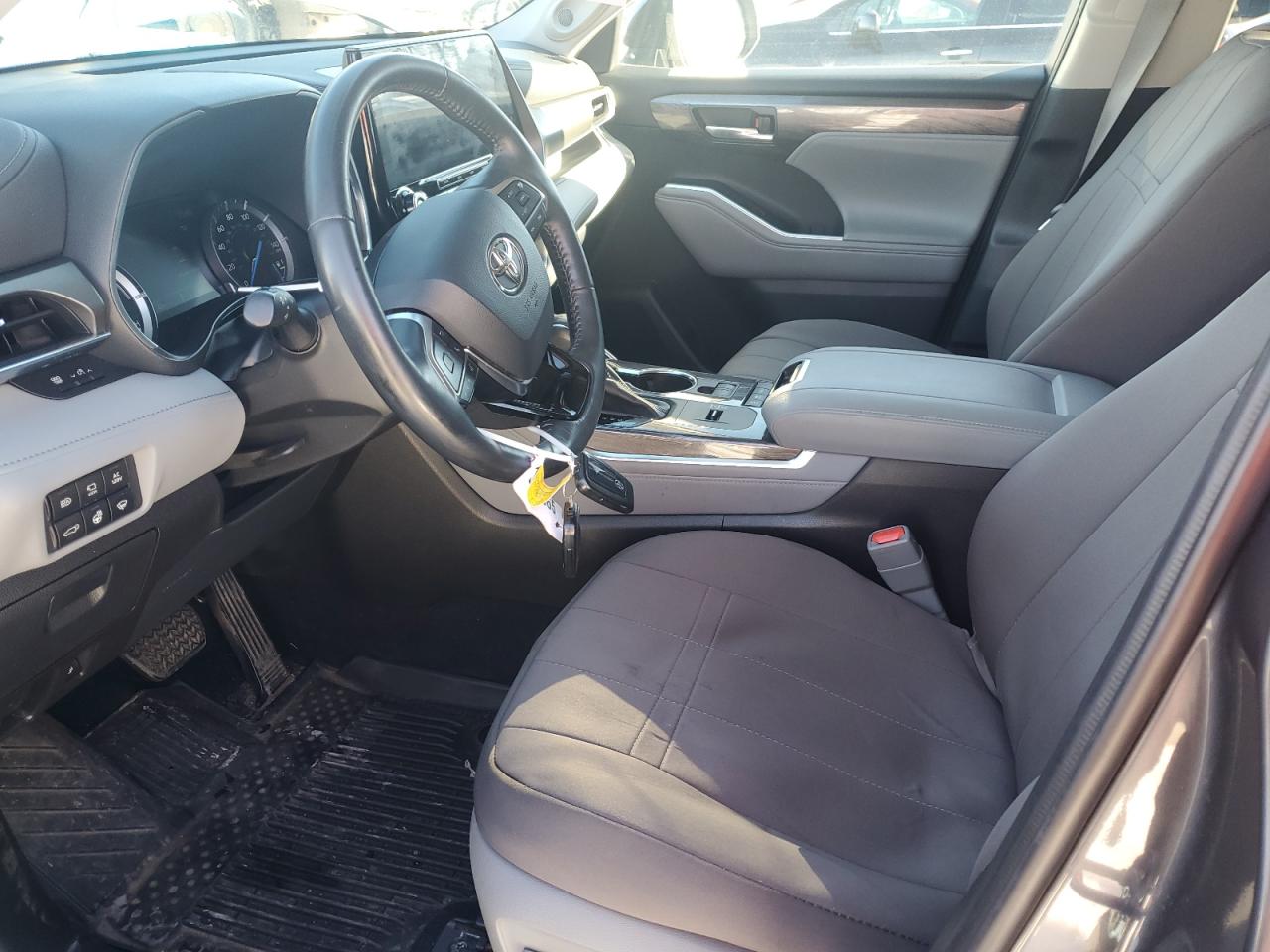 2021 Toyota Highlander VIN 5TDXBRCH9MS534700 Copart auction photo, hail damage thumbnail 7