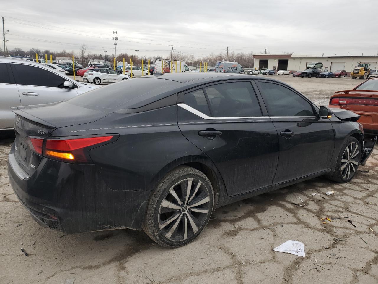 2020 Nissan Altima VIN 1N4BL4CW9LC260431 Copart auction photo, front end / minor dent/scratches damage thumbnail 3