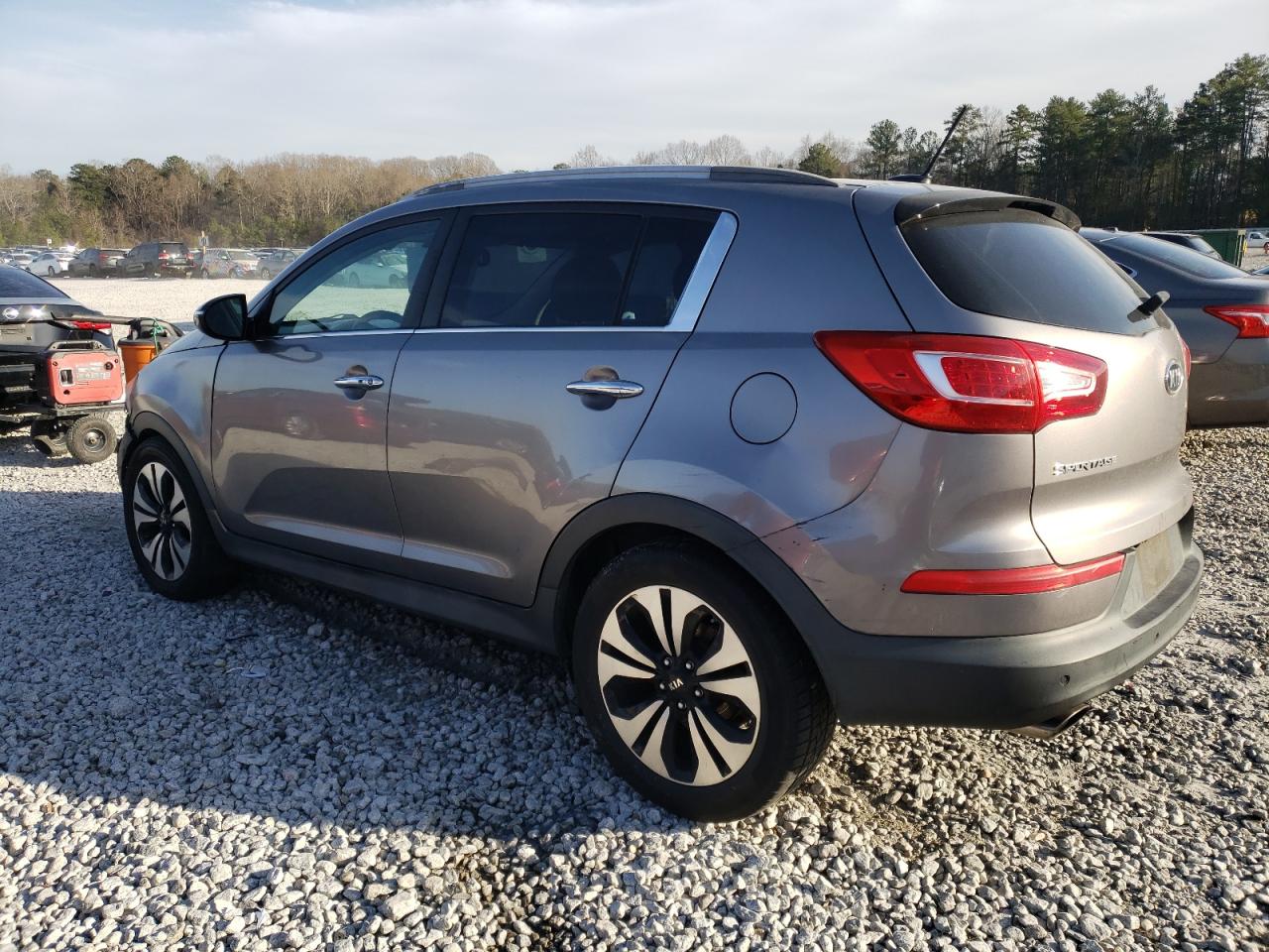 2011 KIA Sportage VIN KNDPC3A63B7164430 Copart auction photo, front end damage thumbnail 2