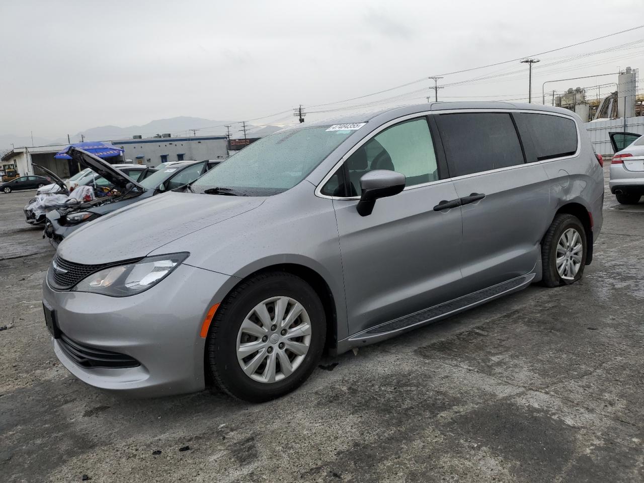 2018 Chrysler Pacifica VIN 2C4RC1AG2JR113911