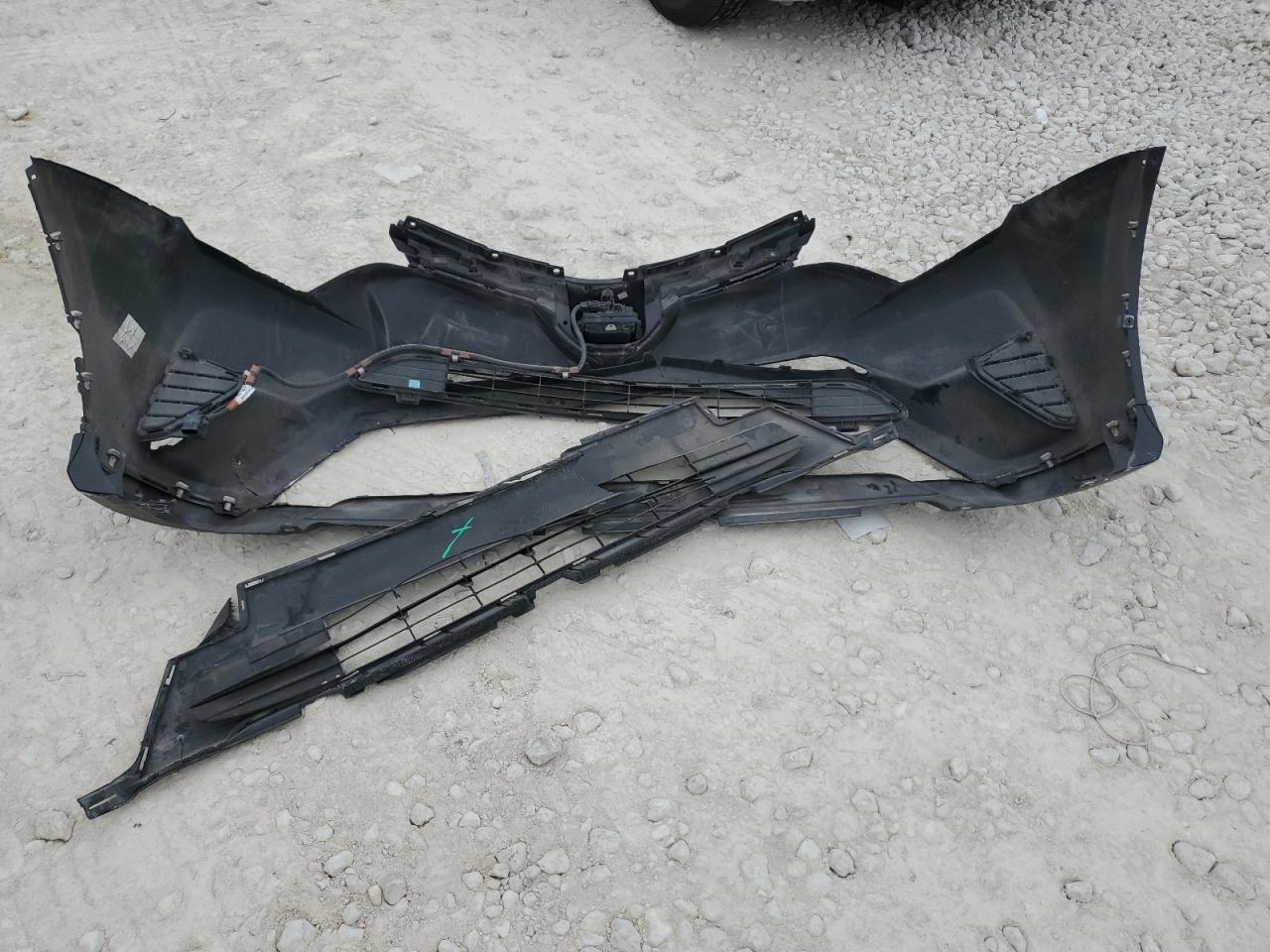 2017 Toyota RAV 4 VIN 2T3ZFREV9HW366917 Copart auction photo, front end damage thumbnail 13
