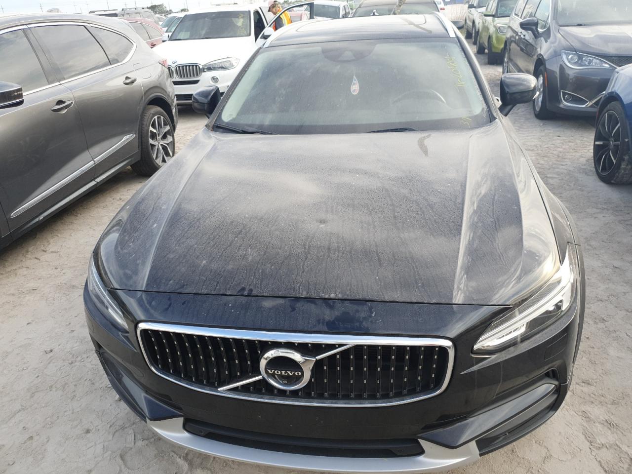 2018 Volvo V90 VIN YV4102NK7J1020104 Copart auction photo, frame damage / water/flood damage thumbnail 5