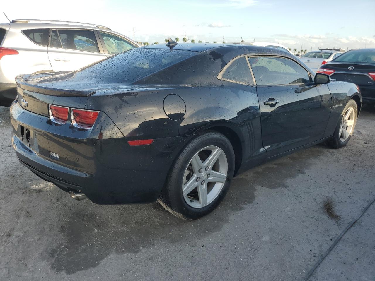 2012 Chevrolet Camaro VIN 2G1FB1E3XC9142744 Copart auction photo, water/flood damage thumbnail 3