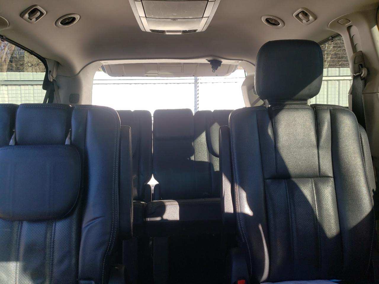 2013 Chrysler Town & Country VIN 2C4RC1CG8DR677354 Copart auction photo, side / front end damage thumbnail 10