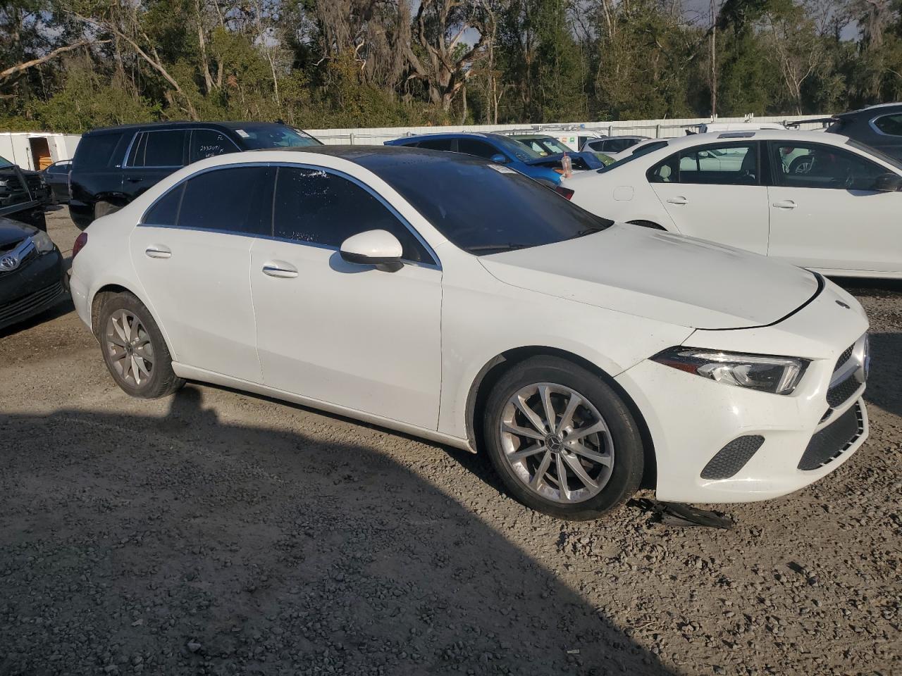 2019 Mercedes-Benz A-klasse VIN WDD3G4EB8KW025924 Copart auction photo, front end / rear end damage thumbnail 4