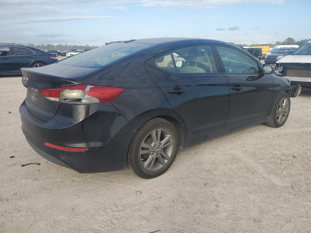 2017 Hyundai Elantra VIN 5NPD84LF1HH000623 Copart auction photo, front end damage thumbnail 3