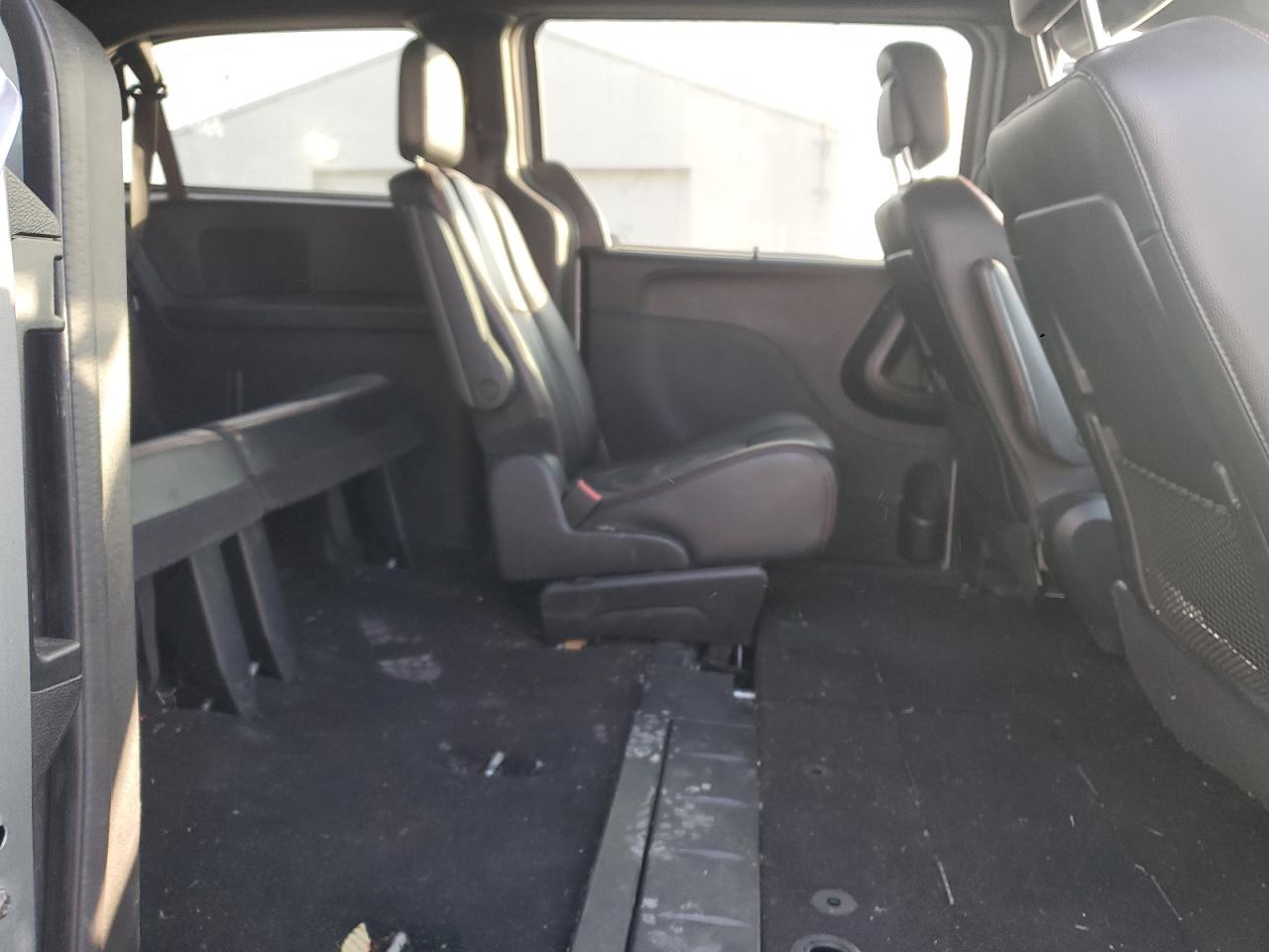 2019 Dodge Caravan VIN 2C4RDGEG4KR759947 Copart auction photo, front end / side damage thumbnail 11