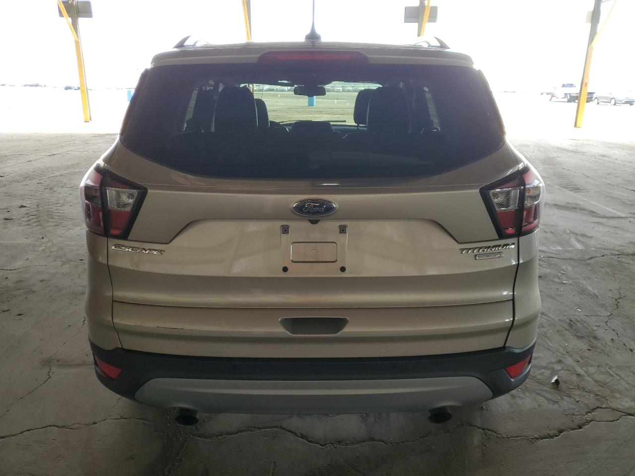 2018 Ford Escape VIN 1FMCU0J95JUA10334 Copart auction photo, front end / side damage thumbnail 6