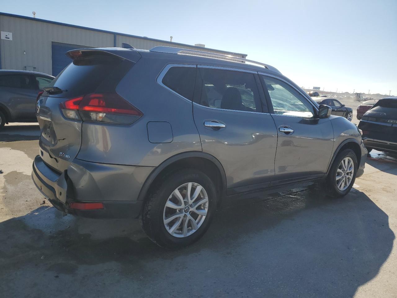 2019 Nissan Rogue VIN KNMAT2MV7KP555227 Copart auction photo, front end / rear end damage thumbnail 3