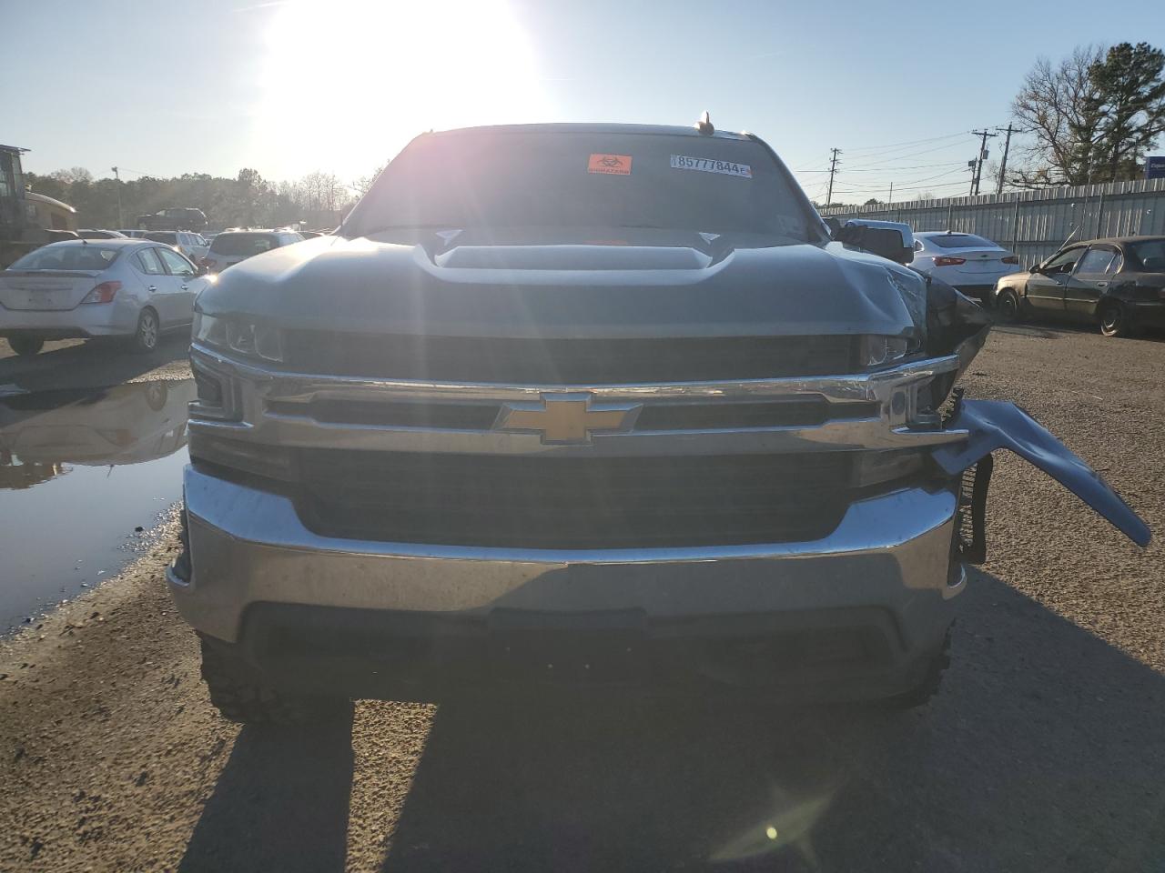 2019 Chevrolet Silverado VIN 3GCUYDED6KG165482 Copart auction photo, all over damage thumbnail 5