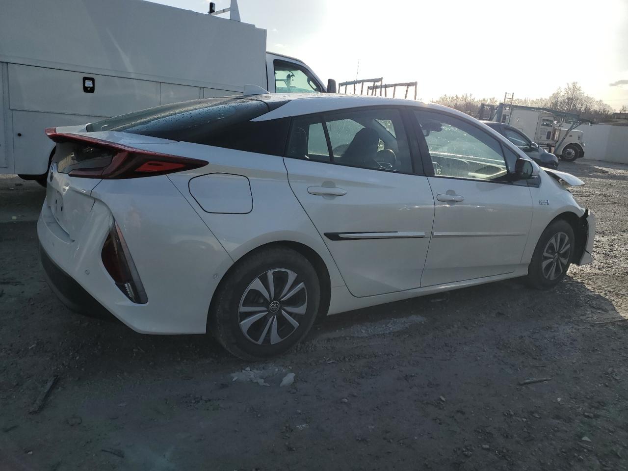 2018 Toyota Prius VIN JTDKARFP0J3072038 Copart auction photo, front end damage thumbnail 3