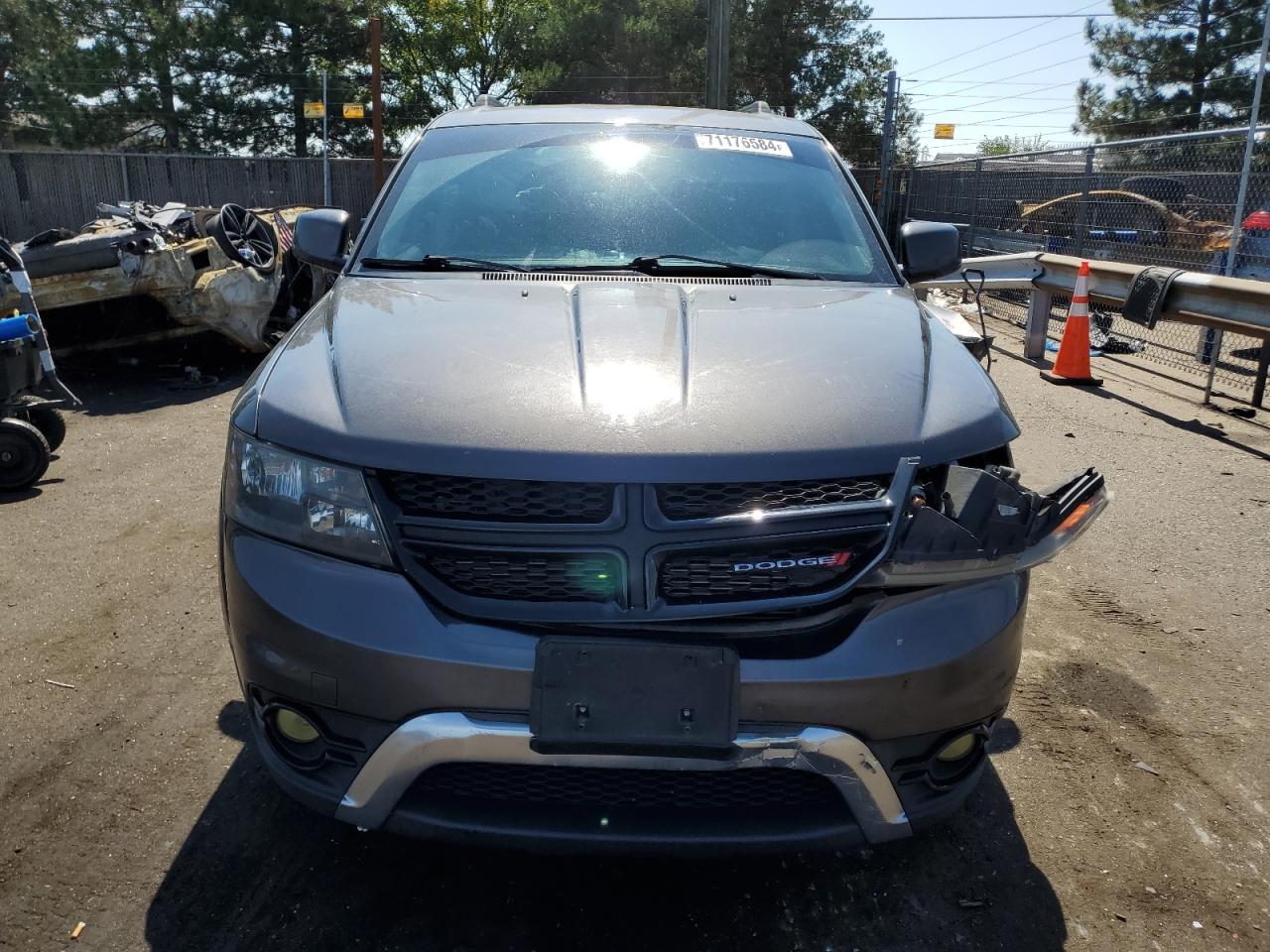 2017 Dodge Journey VIN 3C4PDDGG4HT633662 Copart auction photo, front end damage thumbnail 5