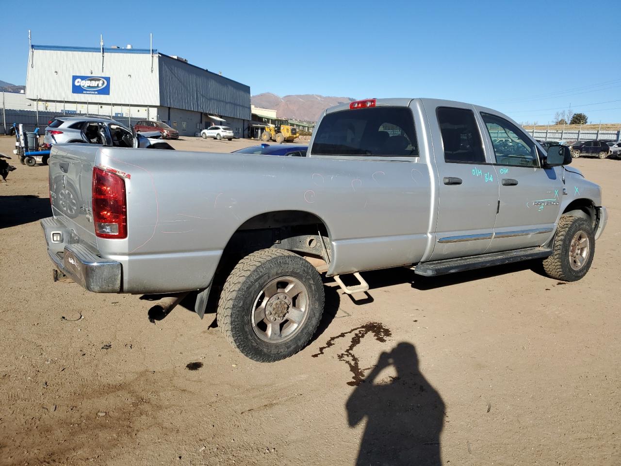 2006 Dodge RAM VIN 3D3KS28CX6G165966 Copart auction photo, front end / rear end damage thumbnail 3