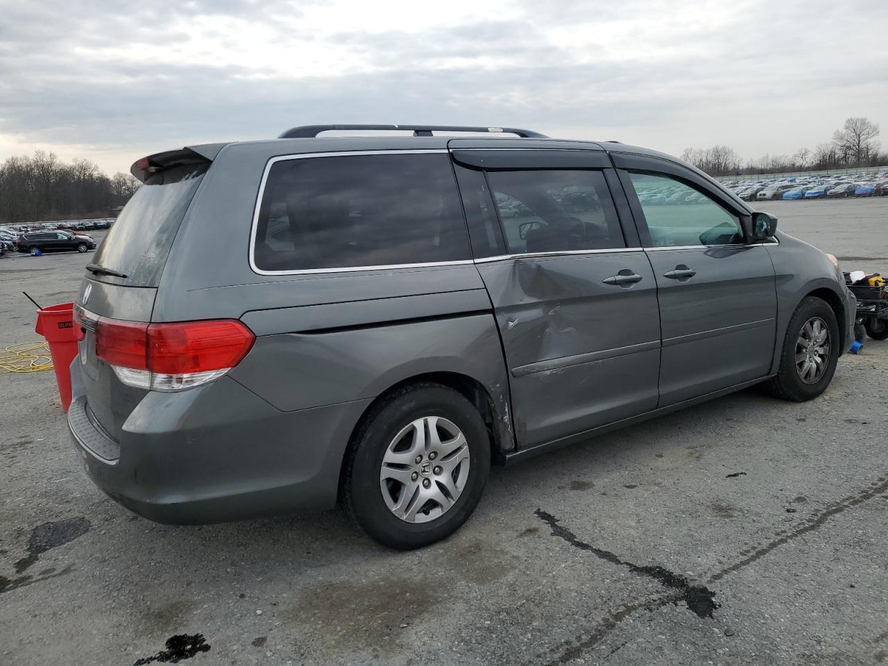 2008 Honda Odyssey VIN 5FNRL38698B100054 Copart auction photo, side damage thumbnail 3