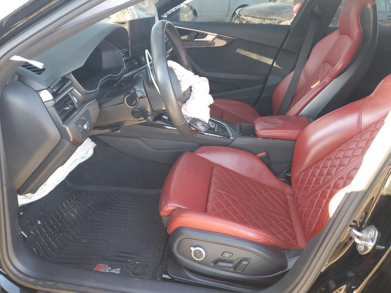 2021 Audi RS4 VIN WAUB4AF44MA027812 Copart auction photo, front end / minor dent/scratches damage thumbnail 7
