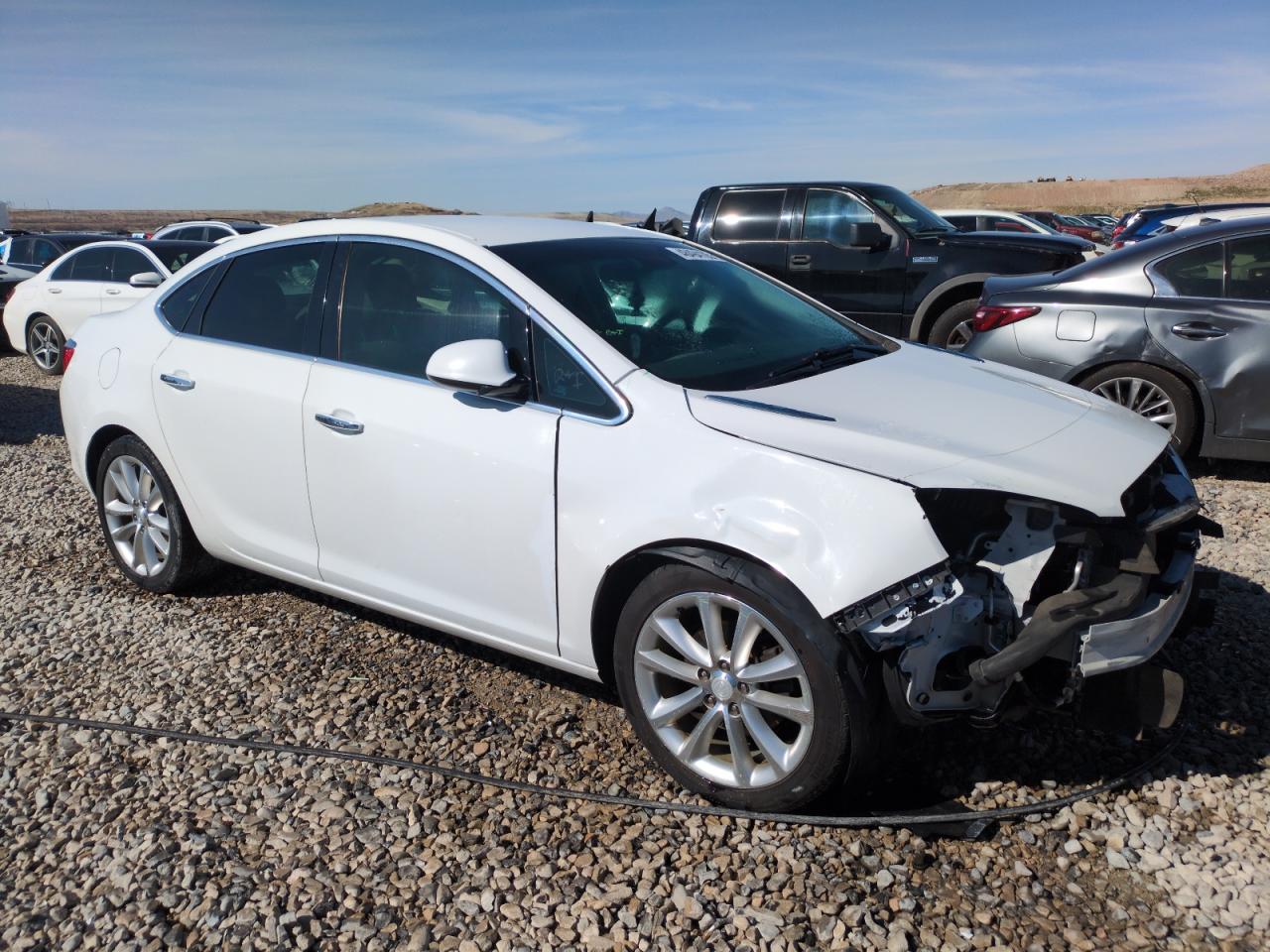 2014 Buick Verano VIN 1G4PP5SK1E4122884 Copart auction photo, front end damage thumbnail 4