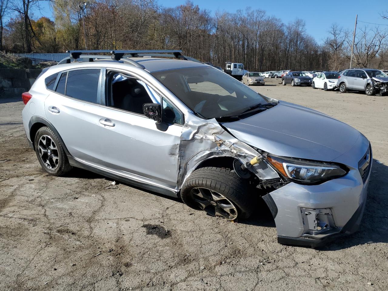 2018 Subaru XV VIN JF2GTAACXJH218505 Copart auction photo, front end / minor dent/scratches damage thumbnail 4